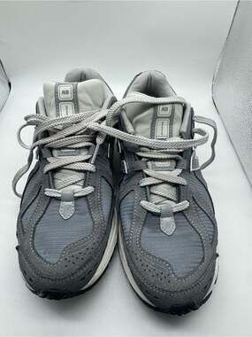 NEW BALANCE 1906R 'TITANIUM
SIZE 7.5M (M1906RV)